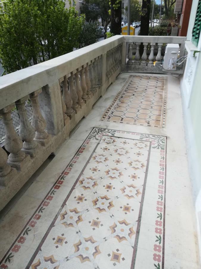 Agli Oleandri Appartamento In Villa Con Con Parcheggio غوريزيا المظهر الخارجي الصورة